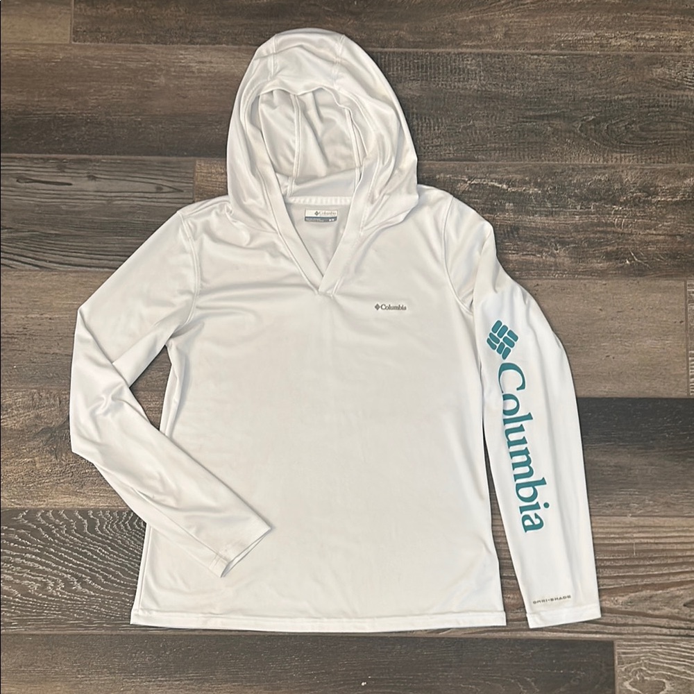 Columbia White Long Sleeve Relaxed Hoodie